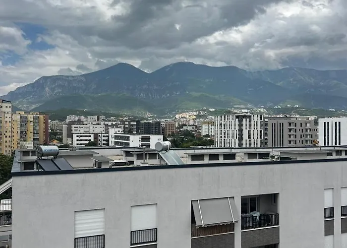 Apartment Night Star Tirana